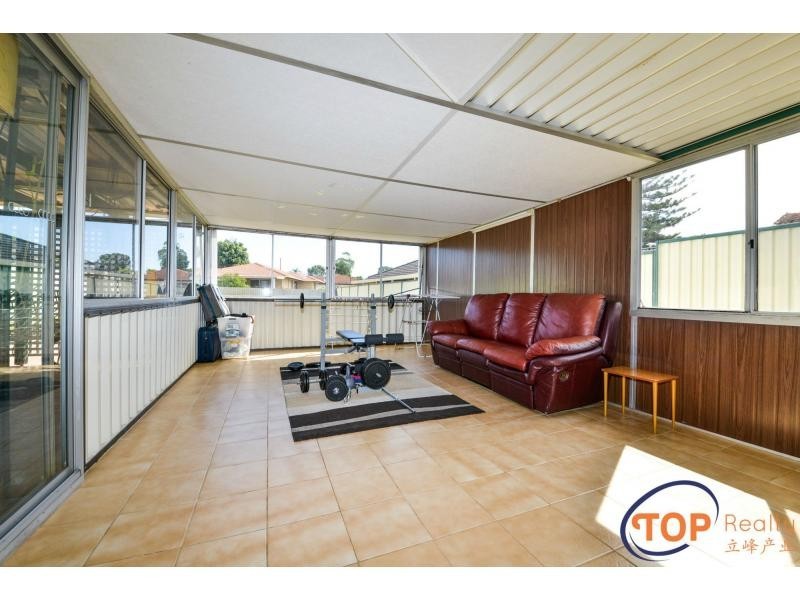 45 Vahland Avenue, Riverton WA 6148