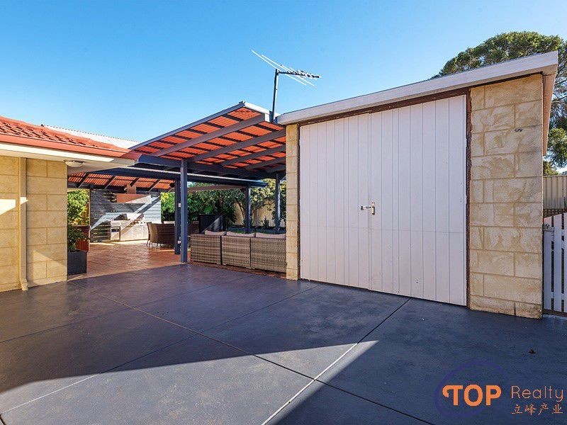 40 Damepattie Drive, Willetton WA 6155