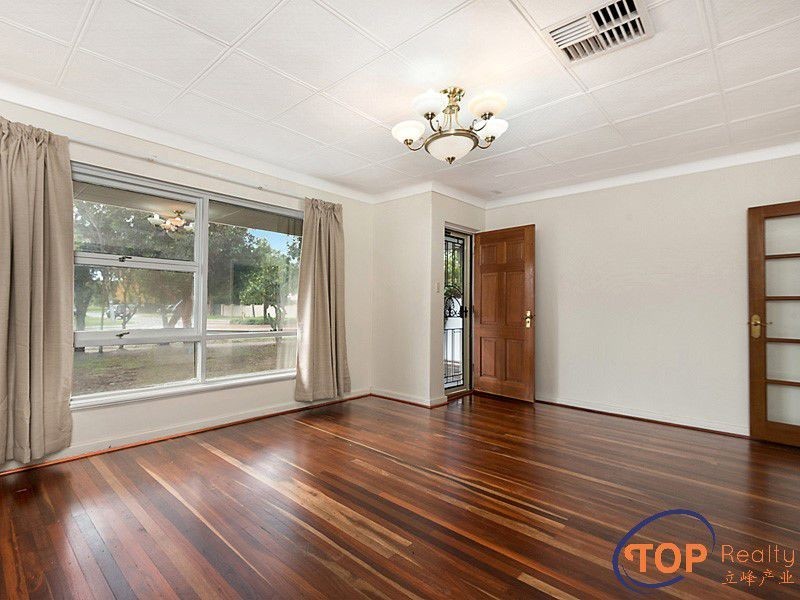21 Acanthus Road, Willetton WA 6155