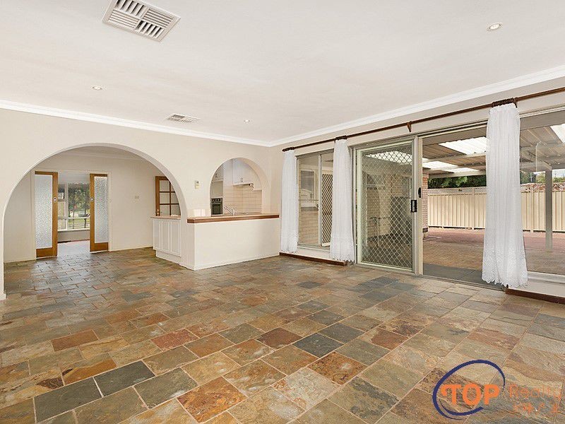 21 Acanthus Road, Willetton WA 6155