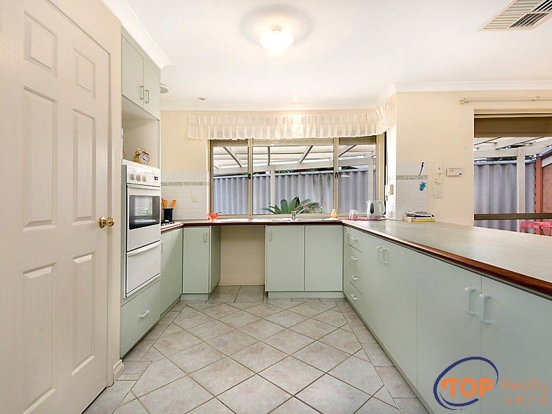 2 Gloucester Court, Willetton WA 6155