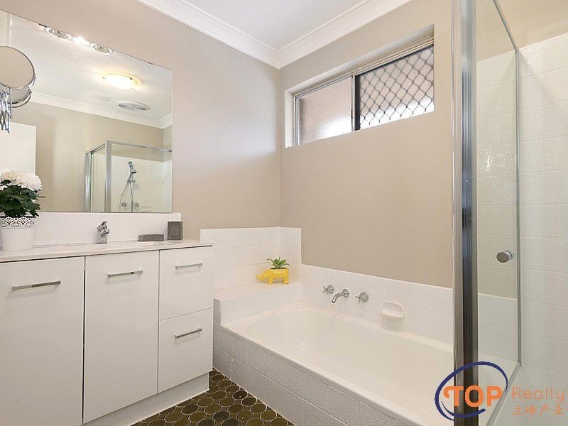 8 Silvertop Terrace, Willetton WA 6155