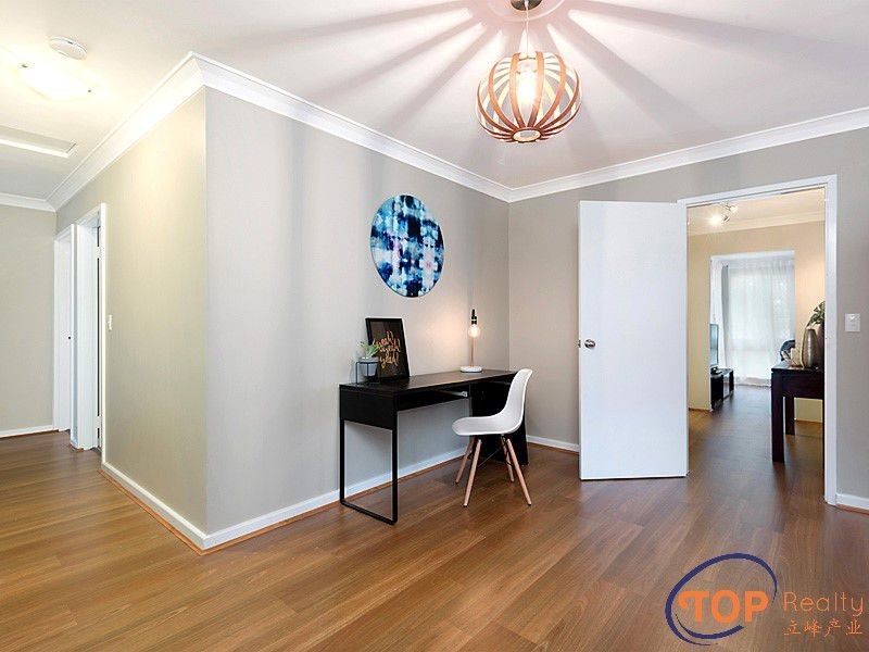 8 Silvertop Terrace, Willetton WA 6155