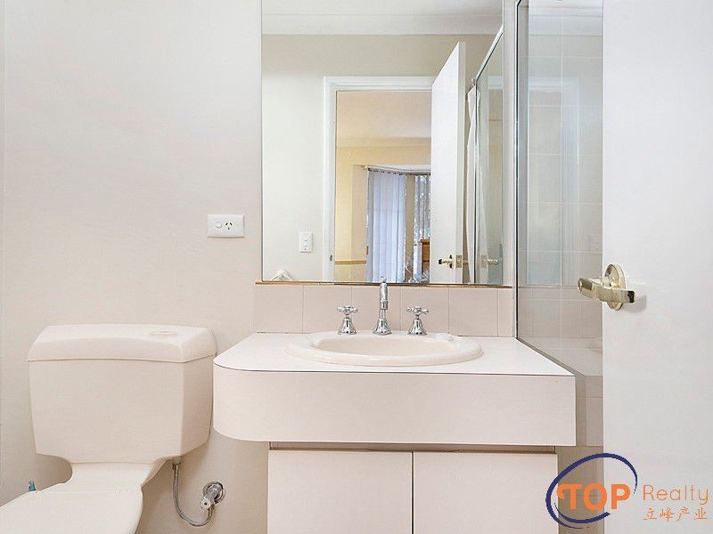 2 McKivett Crescent, Leeming WA 6149