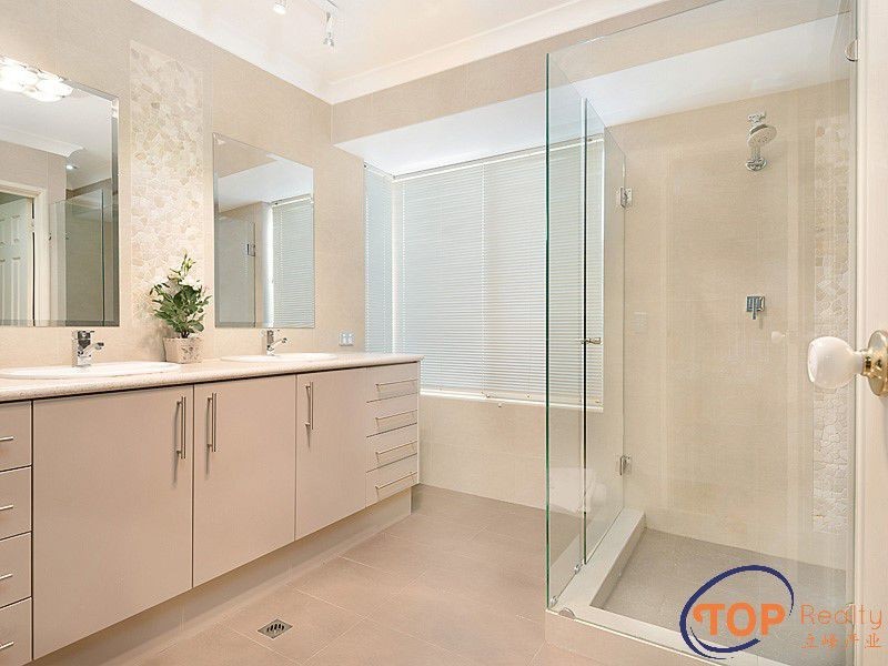 8 Spyglass Circle, Canning Vale WA 6155