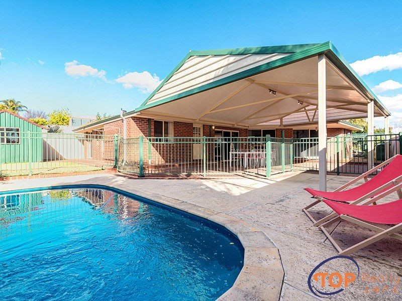 8 Spyglass Circle, Canning Vale WA 6155
