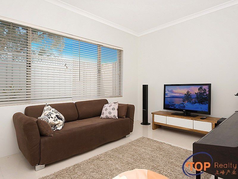 11A Hooson Way, Wilson WA 6107