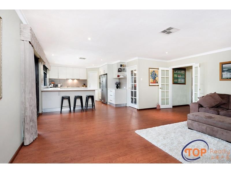 37 Sovereign Avenue, Willetton WA 6155