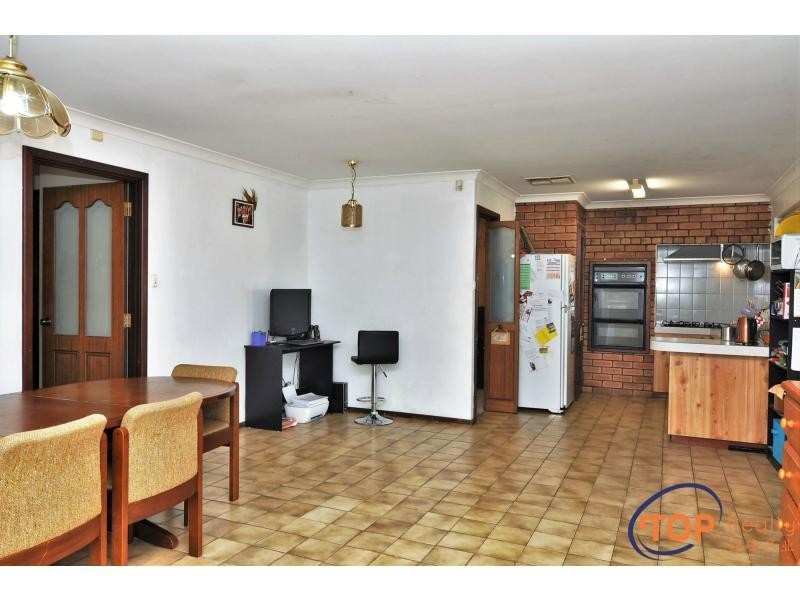 7 Sunbird Court, Willetton WA 6155