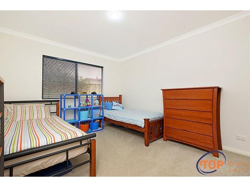 2/41 Mosaic Street East, Shelley WA 6148