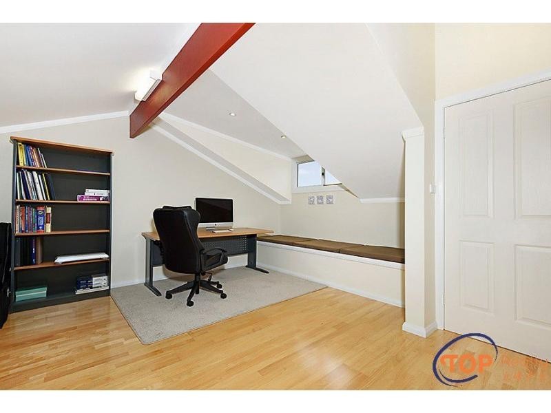 2/41 Mosaic Street East, Shelley WA 6148