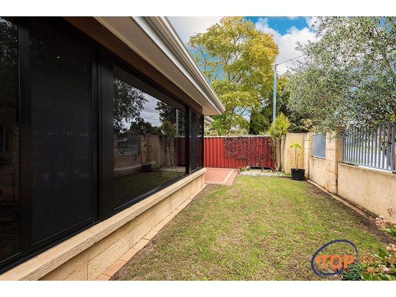 2/41 Mosaic Street East, Shelley WA 6148