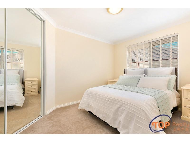 15 Blueridge Crest, Bibra Lake WA 6163