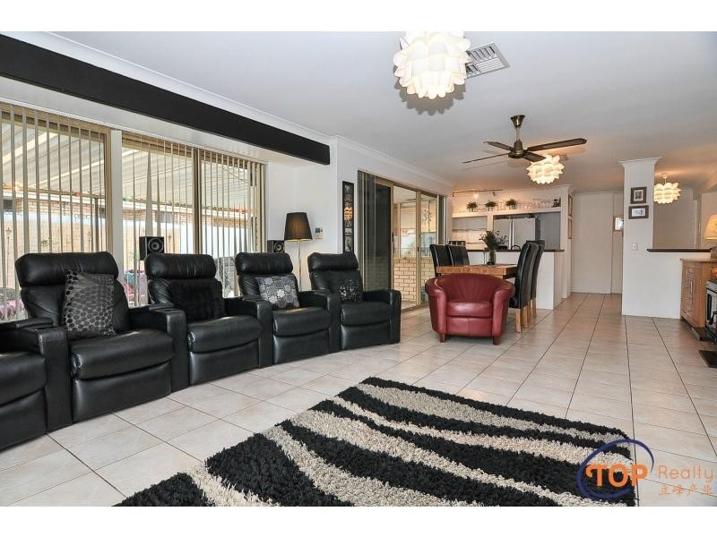 13 Stevenson Way, Willetton WA 6155