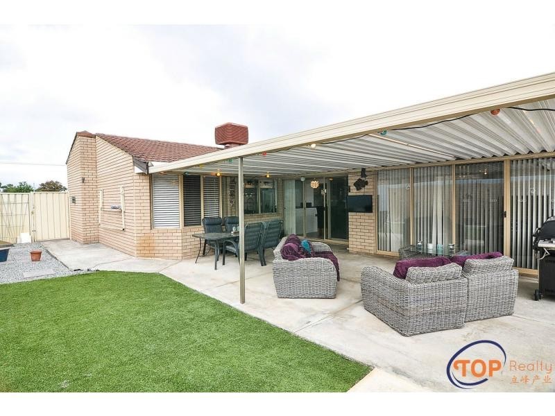 13 Stevenson Way, Willetton WA 6155