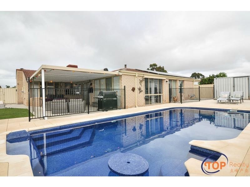 13 Stevenson Way, Willetton WA 6155