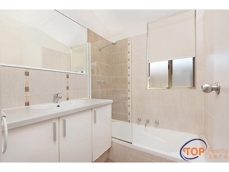 4 Glenrowan Place, Willetton WA 6155