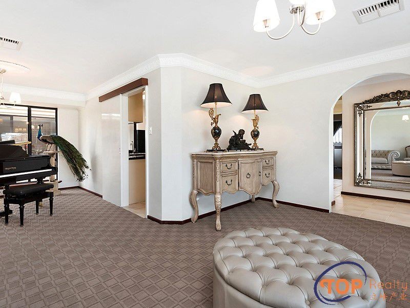 5 Sandown Road, Willetton WA 6155