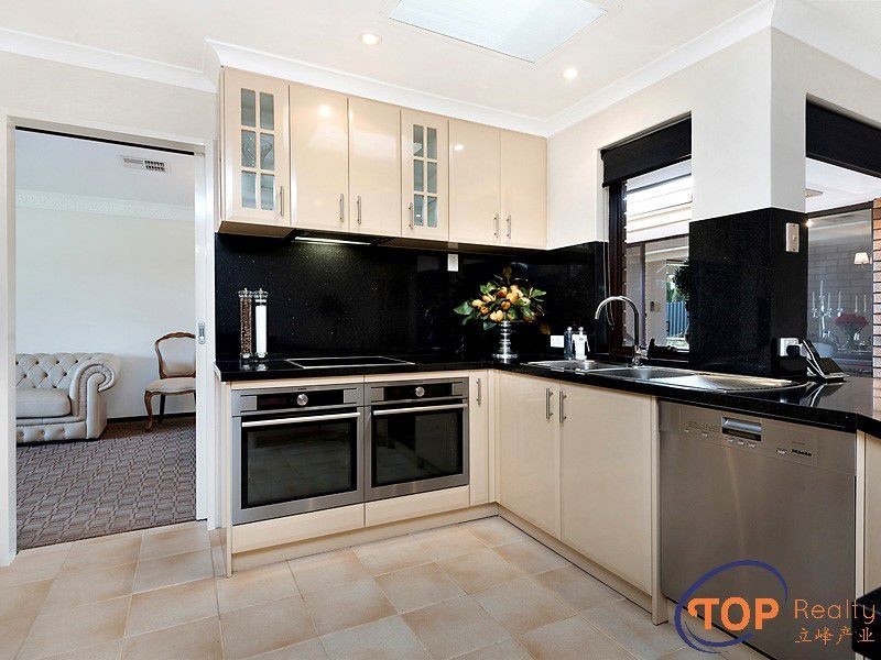 5 Sandown Road, Willetton WA 6155