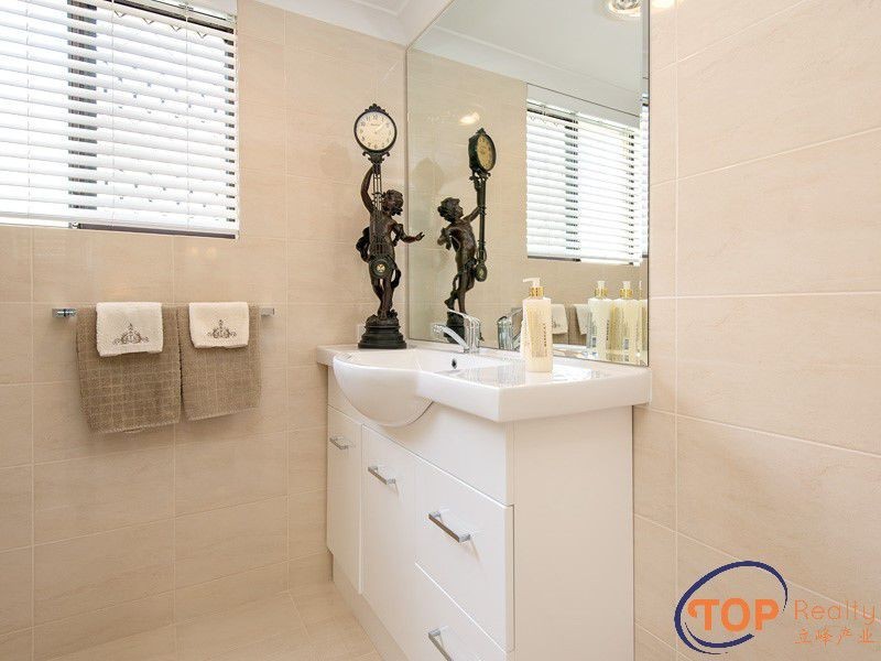 5 Sandown Road, Willetton WA 6155