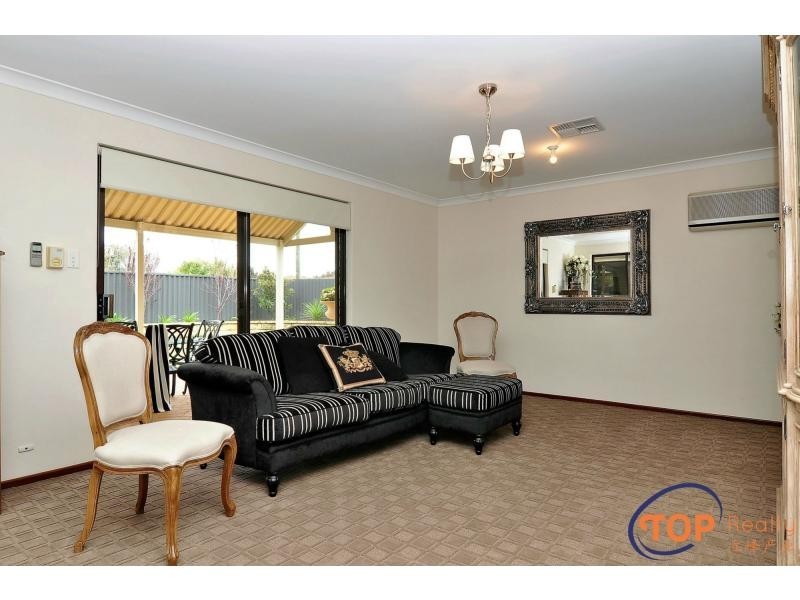5 Sandown Road, Willetton WA 6155