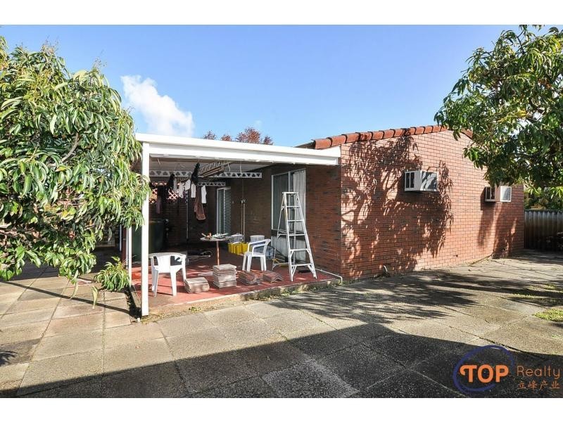 30 Pinetree Gully Road, Willetton WA 6155