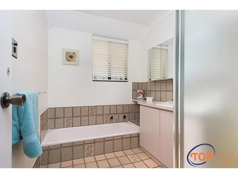 15 Rampart Way, Willetton WA 6155