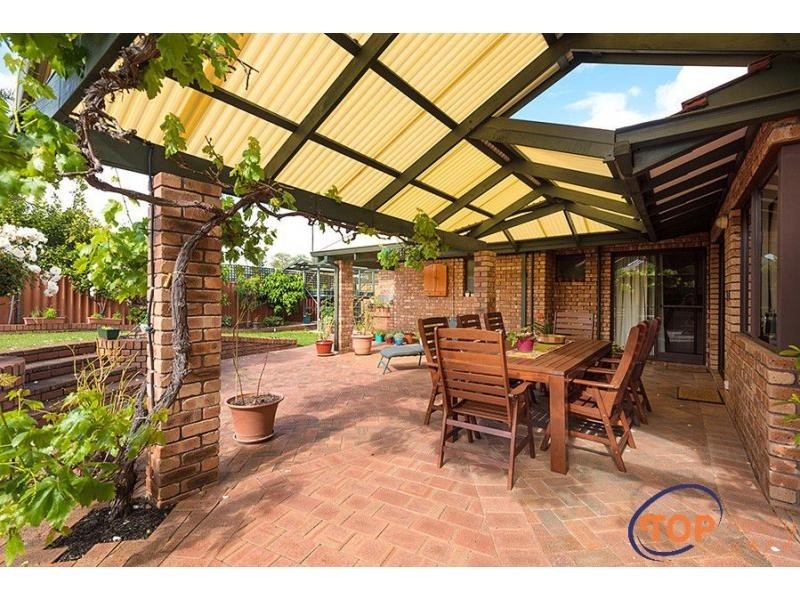 15 Rampart Way, Willetton WA 6155