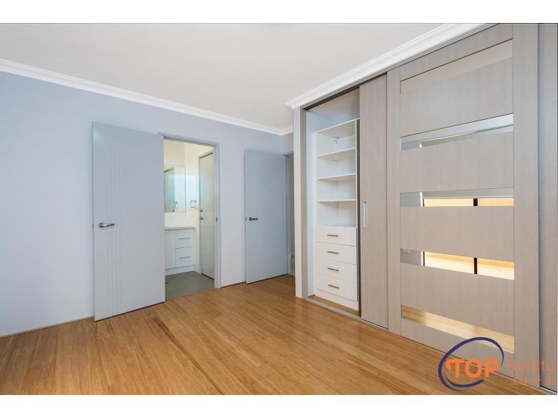 23 Parklands Square, Riverton WA 6148