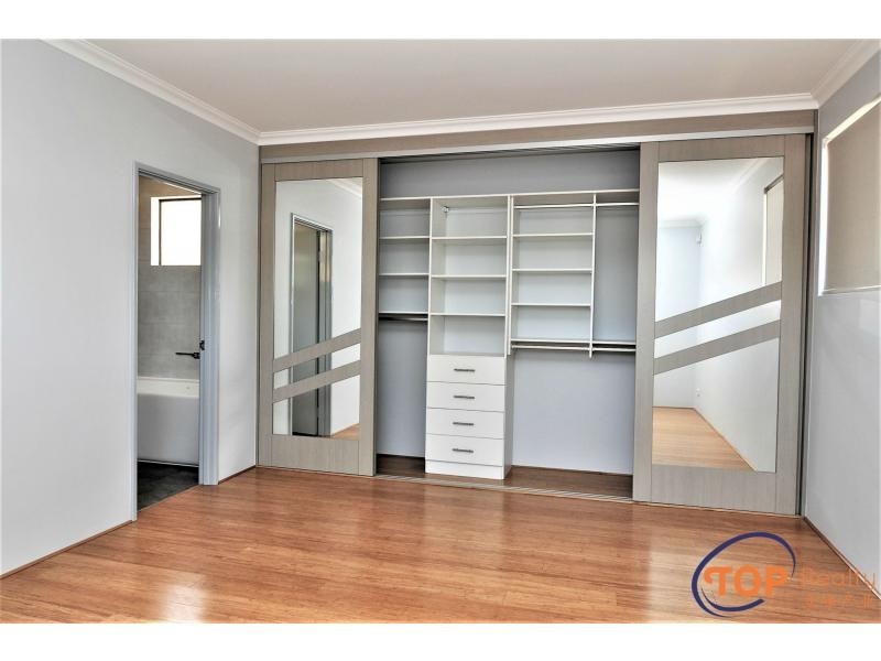 23 Parklands Square, Riverton WA 6148