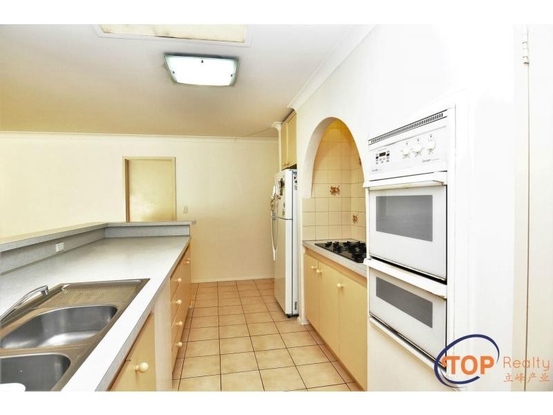 9 Rostellan Place, Willetton WA 6155