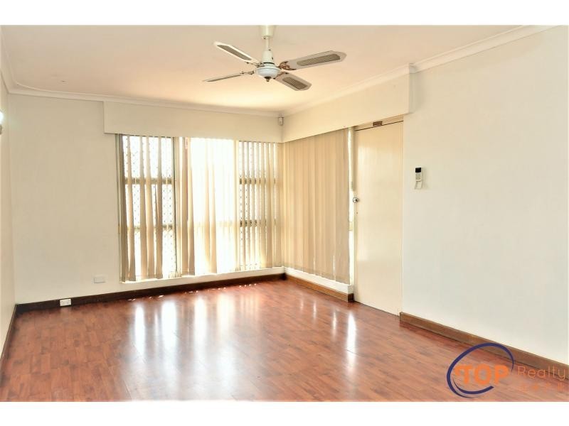 98 Station Street, East Cannington WA 6107