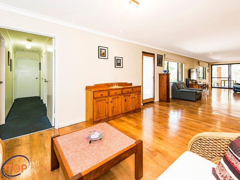 8 Concraige Way, Willetton WA 6155