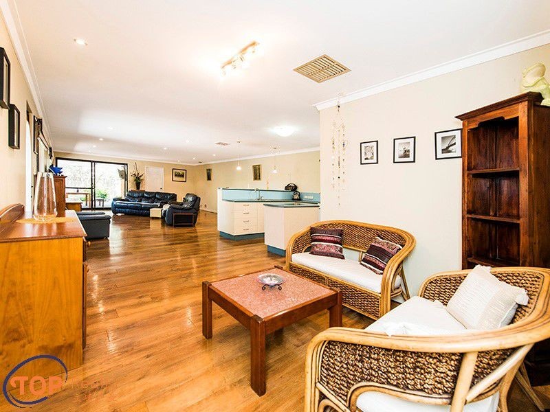 8 Concraige Way, Willetton WA 6155