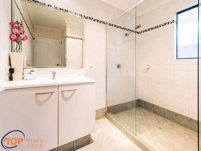 8 Concraige Way, Willetton WA 6155