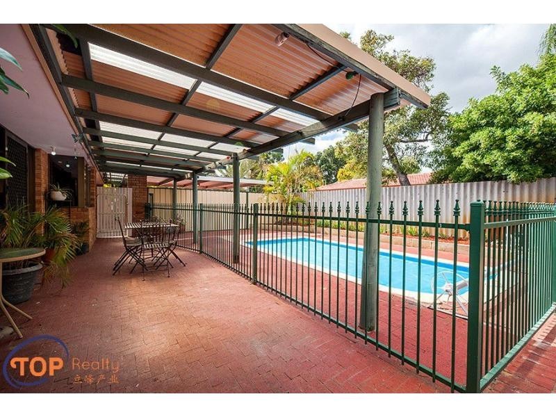 154 Parry Avenue, Bull Creek WA 6149