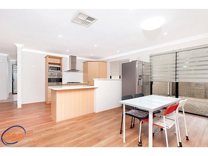 1/56 Tribute Street West, Shelley WA 6148