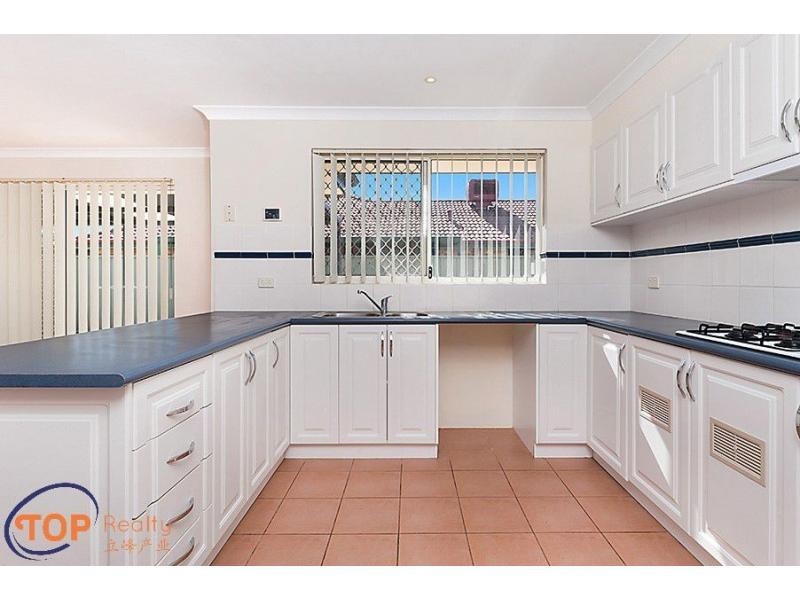 3 Jerrat Mews, Atwell WA 6164