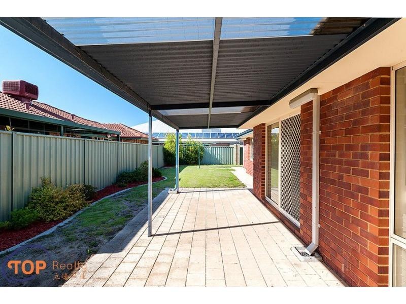 3 Jerrat Mews, Atwell WA 6164