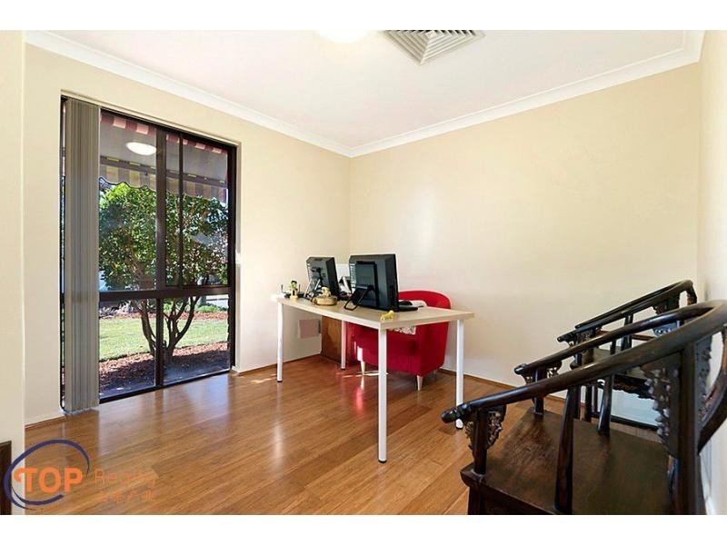 27 Maquire Way, Bull Creek WA 6149