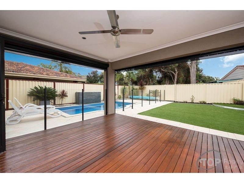 12A Bird Walk, Willetton WA 6155