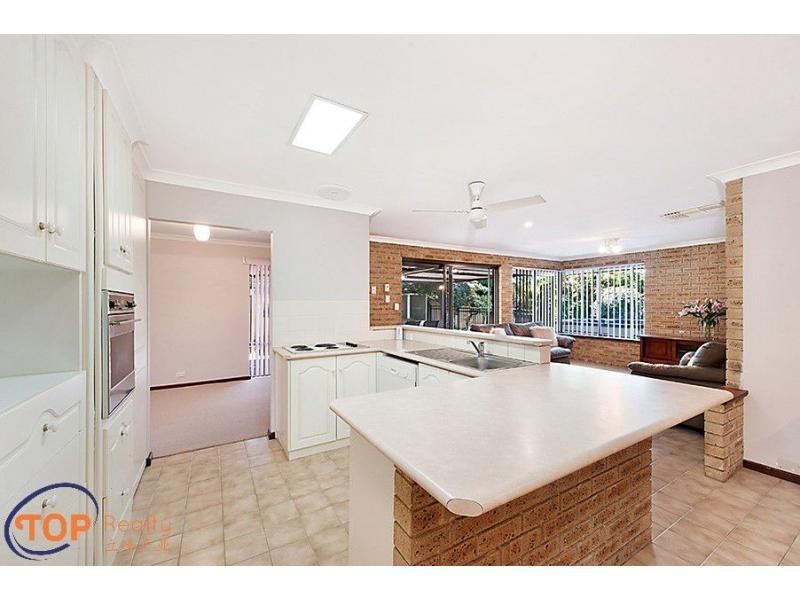 28 Portcullis Drive, Willetton WA 6155