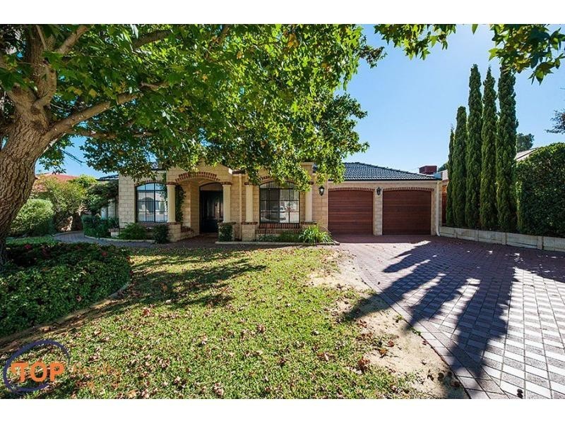 103 Peterborough Circle, North Lake WA 6163