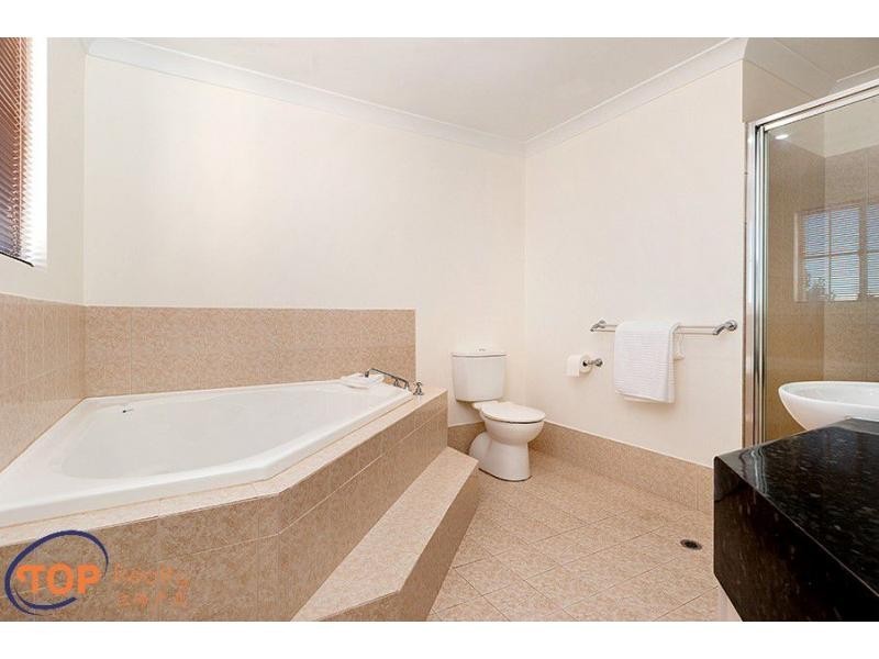 21 Acapulco Way, Southern River WA 6110