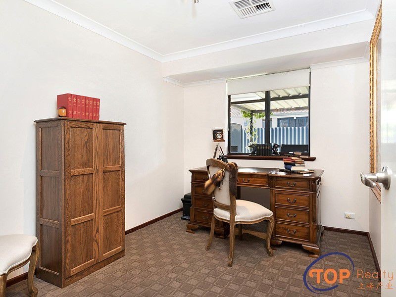 5 Sandown Road, Willetton WA 6155