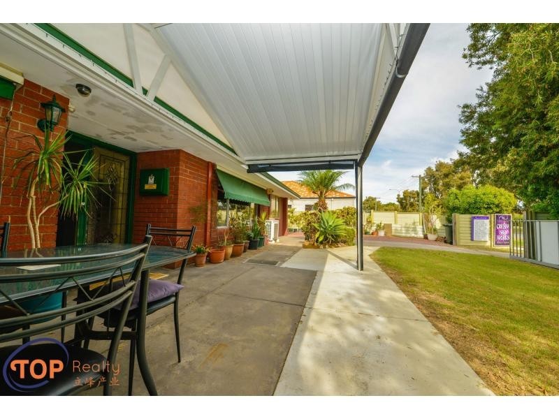 16 Vahland Avenue, Riverton WA 6148