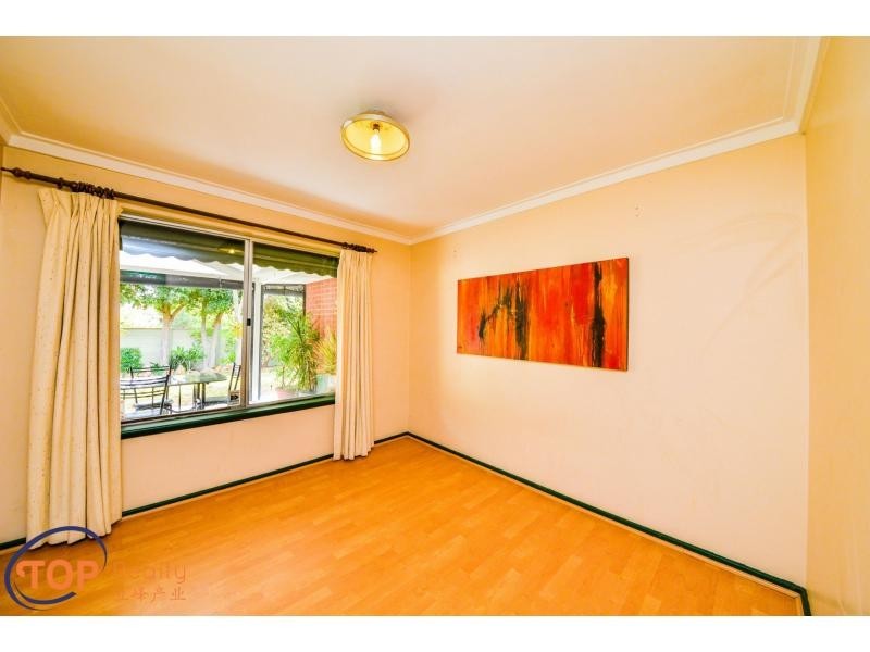 16 Vahland Avenue, Riverton WA 6148