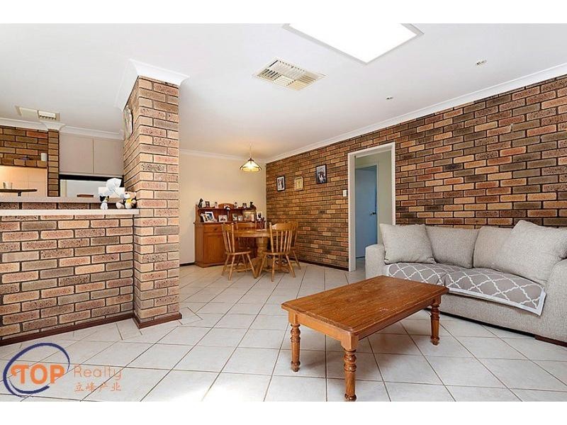 10 Shipton Place, Willetton WA 6155