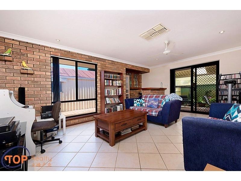 10 Shipton Place, Willetton WA 6155
