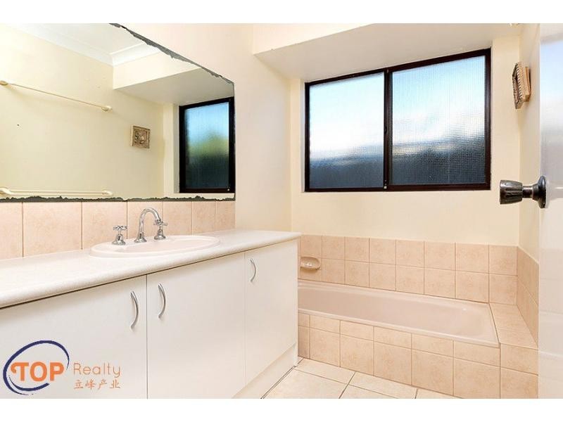 10 Shipton Place, Willetton WA 6155